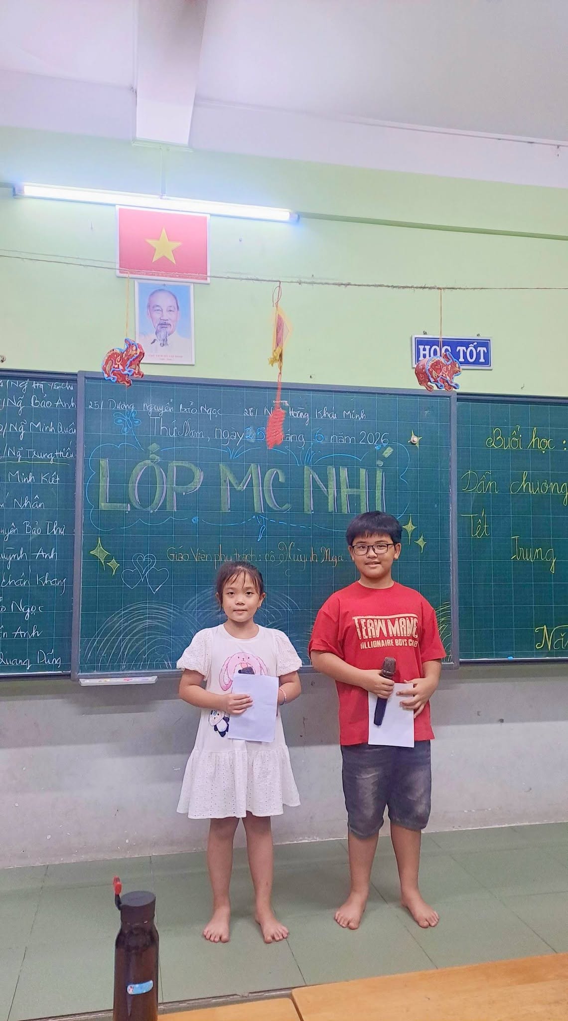 Media lớp học 8