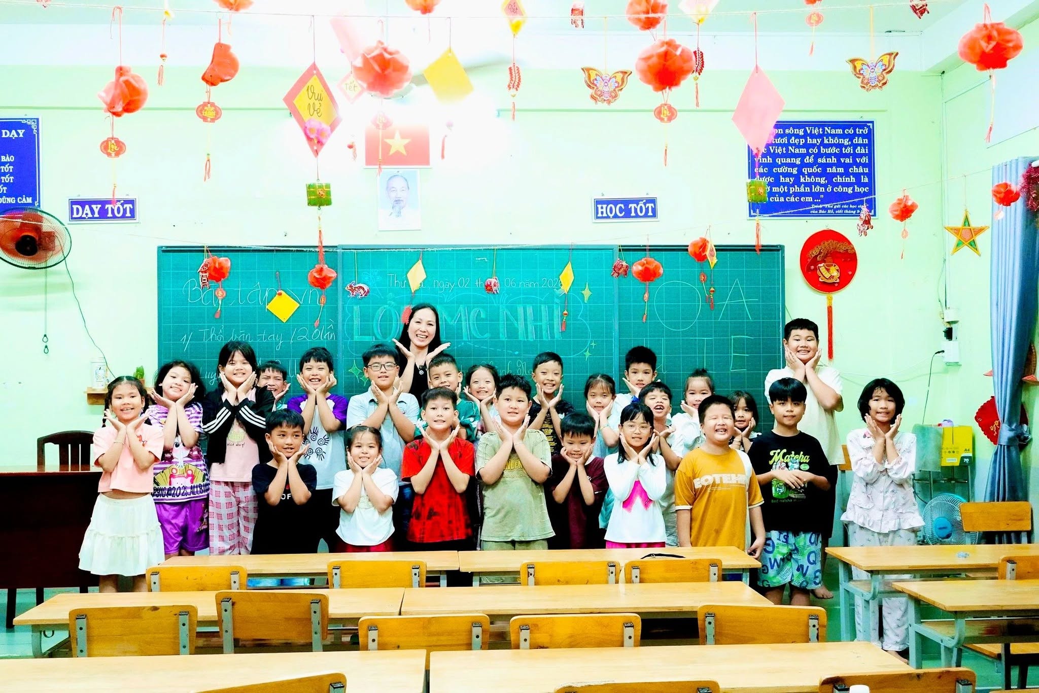 Media lớp học 15