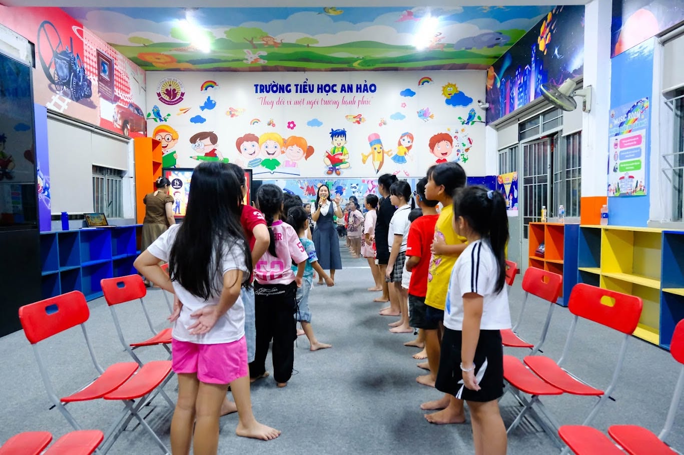 Media lớp học 27